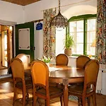 Tolluste Villa *