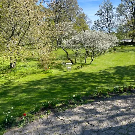 וילה Tolluste Villa *