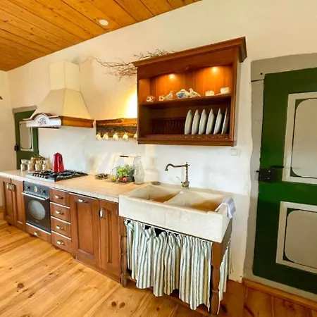 Tolluste Villa * Tolluste