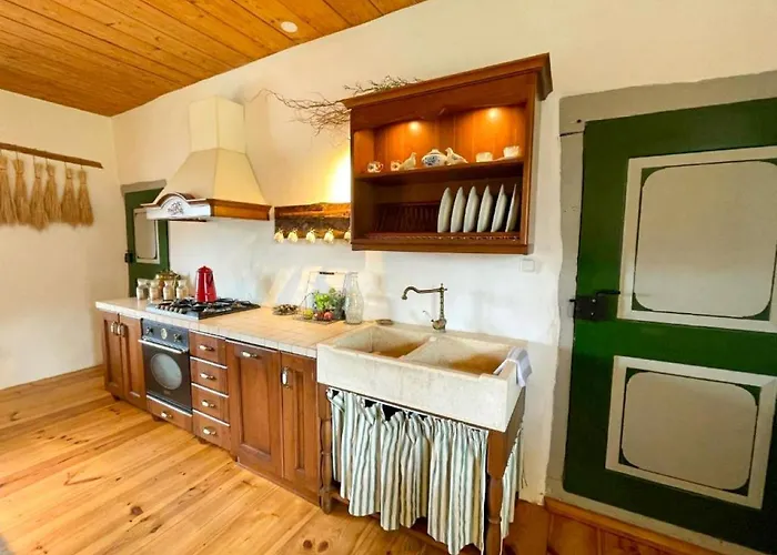 Tolluste Villa * Tolluste