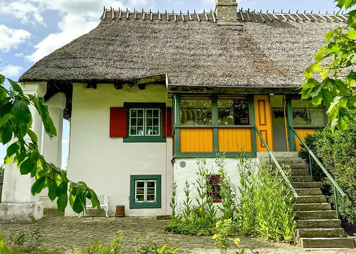 Tolluste Villa * Tolluste